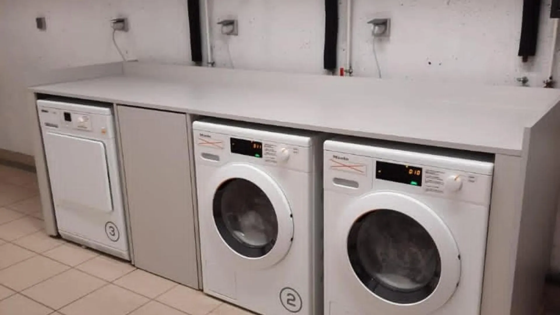 Appartement 3 Pieces Avec Piscine, Parking Et Wi-Fi A Orcieres Merlette - Fr-1-636-28 شقة